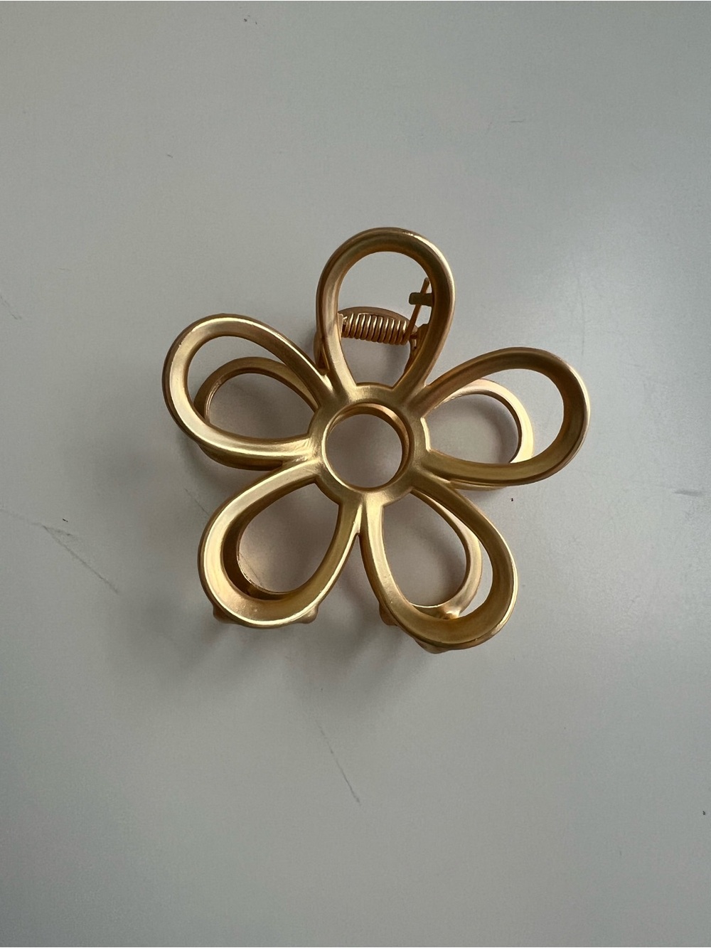 Ulta Beauty Gold Flower Petal Hair Claw